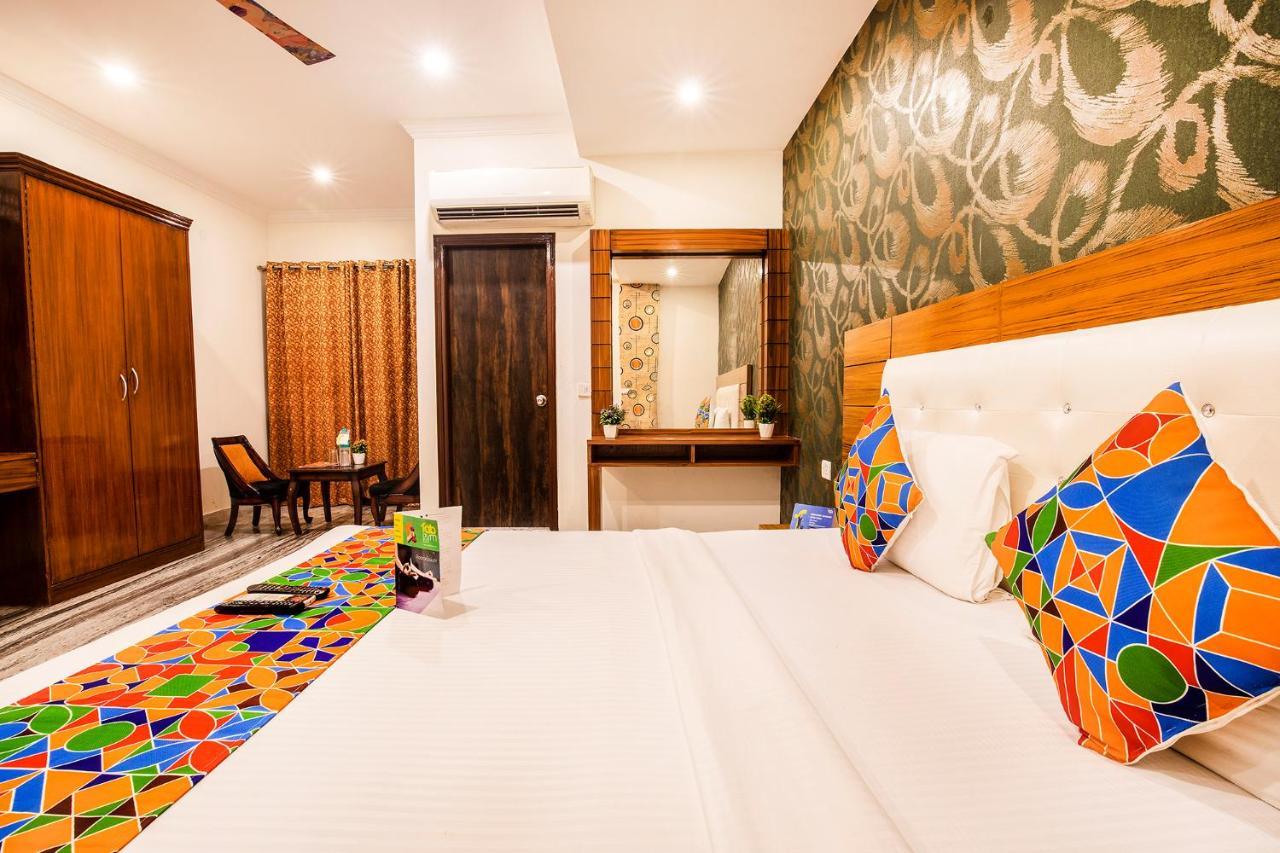 Fabhotel Shoba Estate Delhi Airport Нью-Дели Экстерьер фото