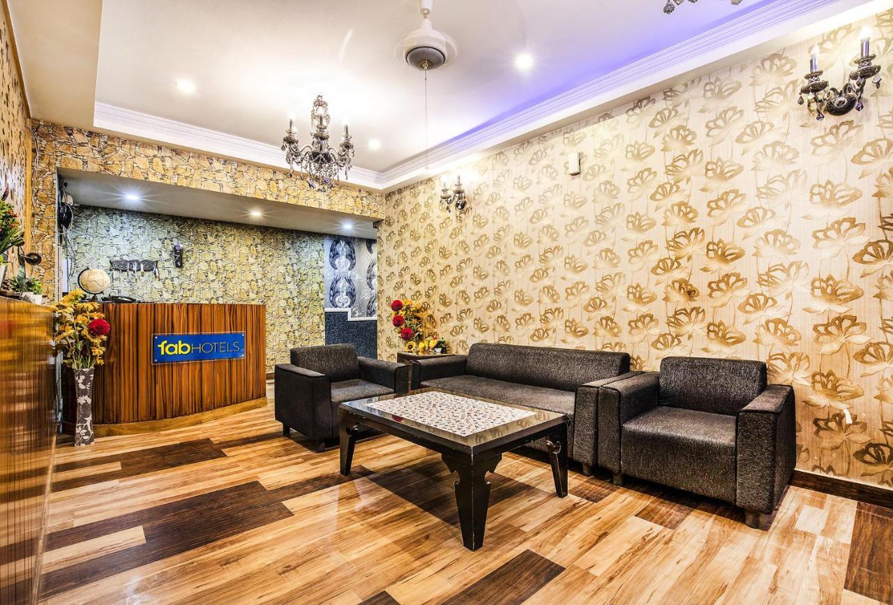 Fabhotel Shoba Estate Delhi Airport Нью-Дели Экстерьер фото