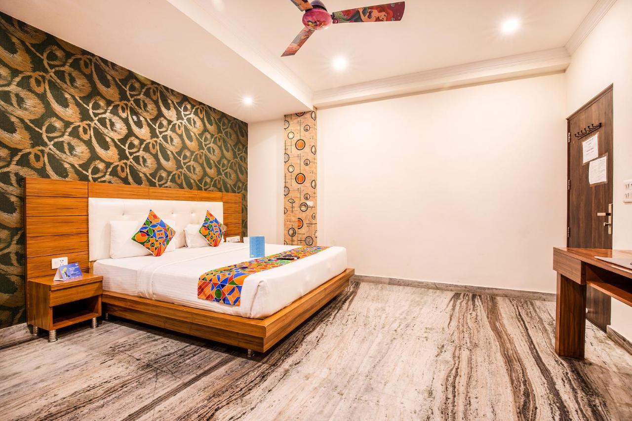 Fabhotel Shoba Estate Delhi Airport Нью-Дели Экстерьер фото